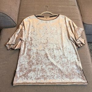 BKE Gimmicks Cream Boho Holiday Casual Top Blouse Size Medium